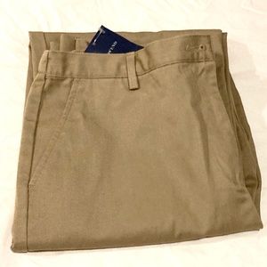 NEW Women’s Khaki Pants - size 8